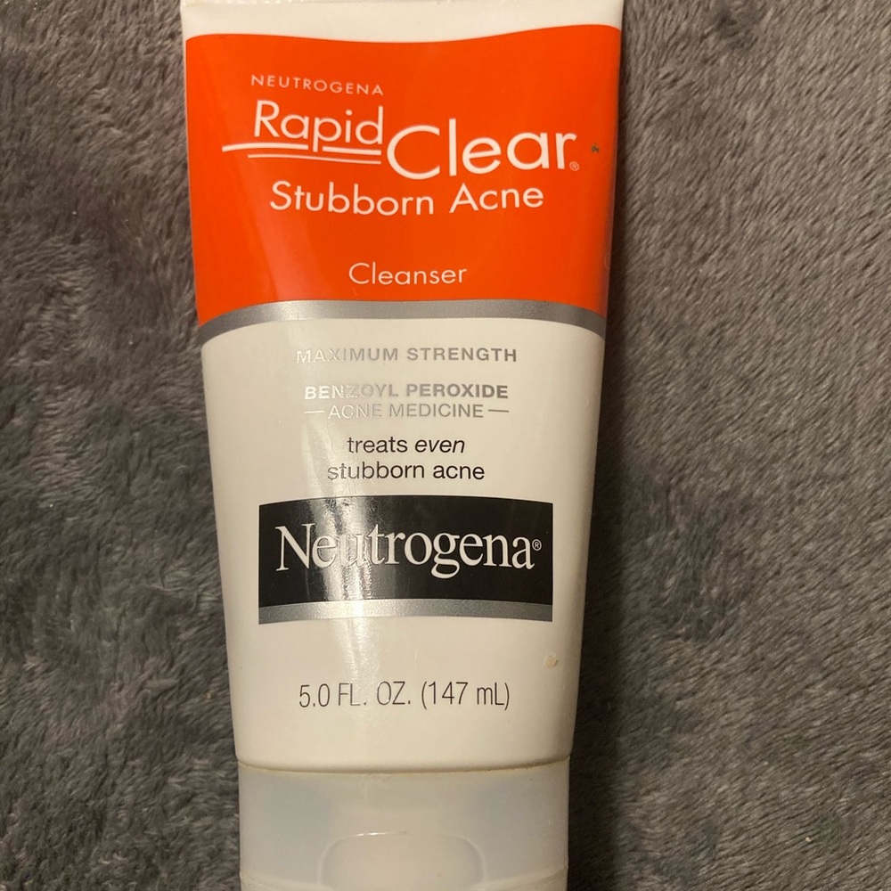 Neutrogena Stubborn Acne Cleanser